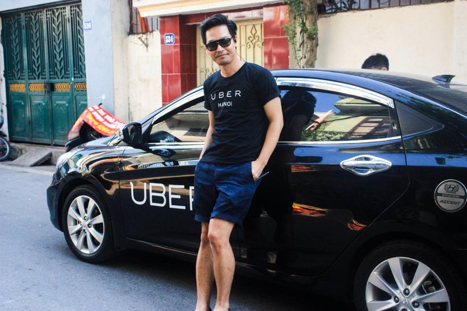 đông phục Uber taxi